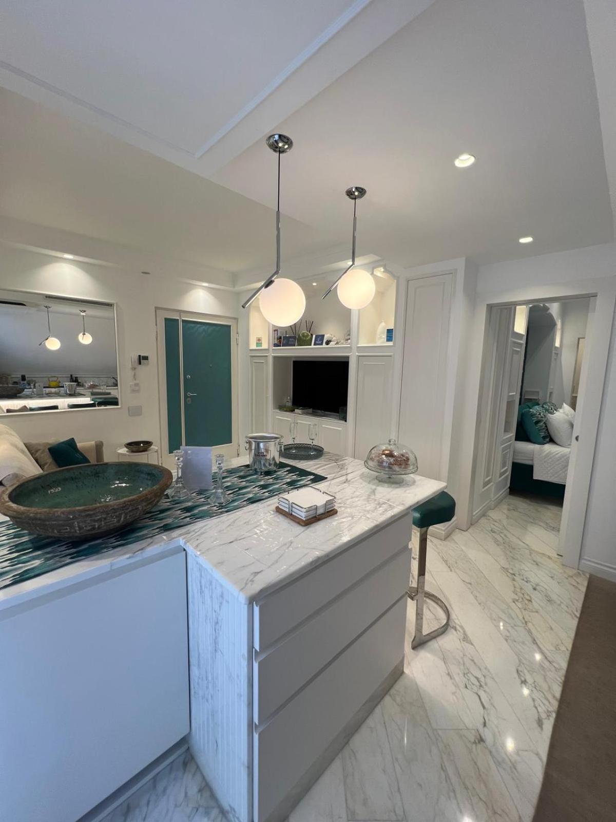 סורנטו Maison Lady Claudia Luxury Accommodation מראה חיצוני תמונה