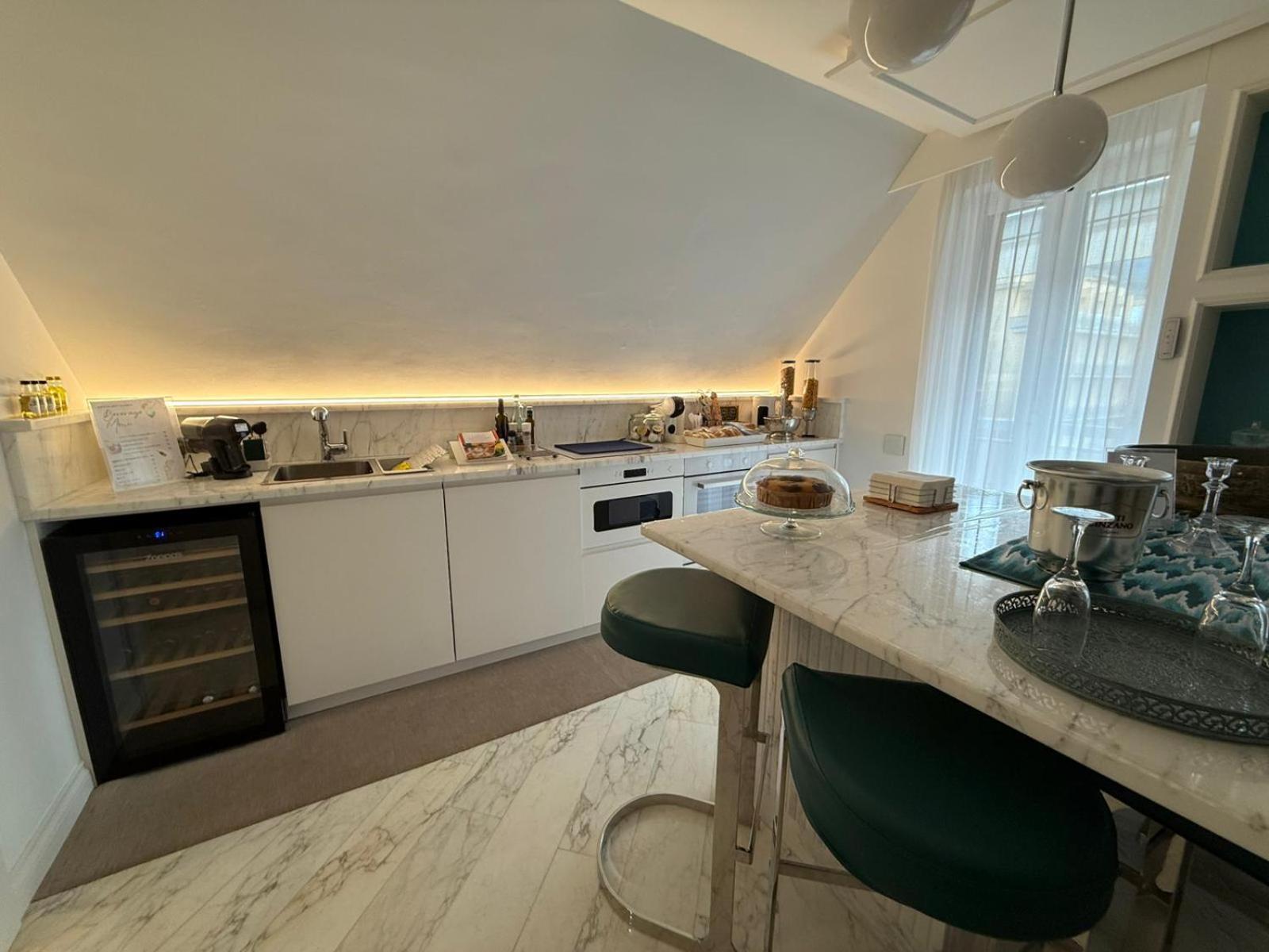 סורנטו Maison Lady Claudia Luxury Accommodation מראה חיצוני תמונה
